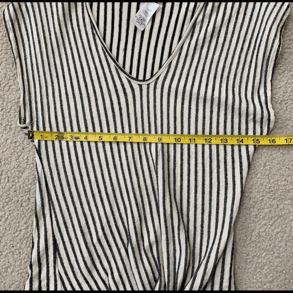 Caution to the Wind Sleeveless Tie Front Top - Picture 6 of 7
